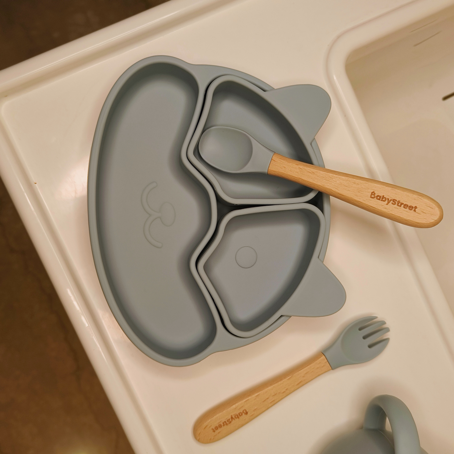 Modern 6-Pieces Mealtime Set